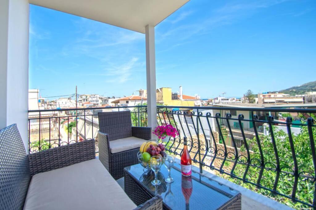 Zakynthos Town Modern Roof Apartment Extérieur photo